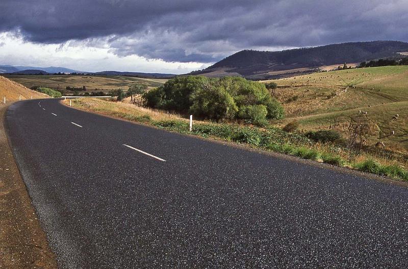 WT 0400 082-30 Australia.jpg